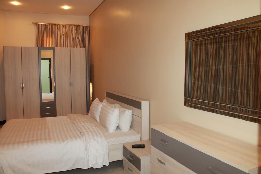 Al Hamra Plaza Apartamento Manama Habitación foto
