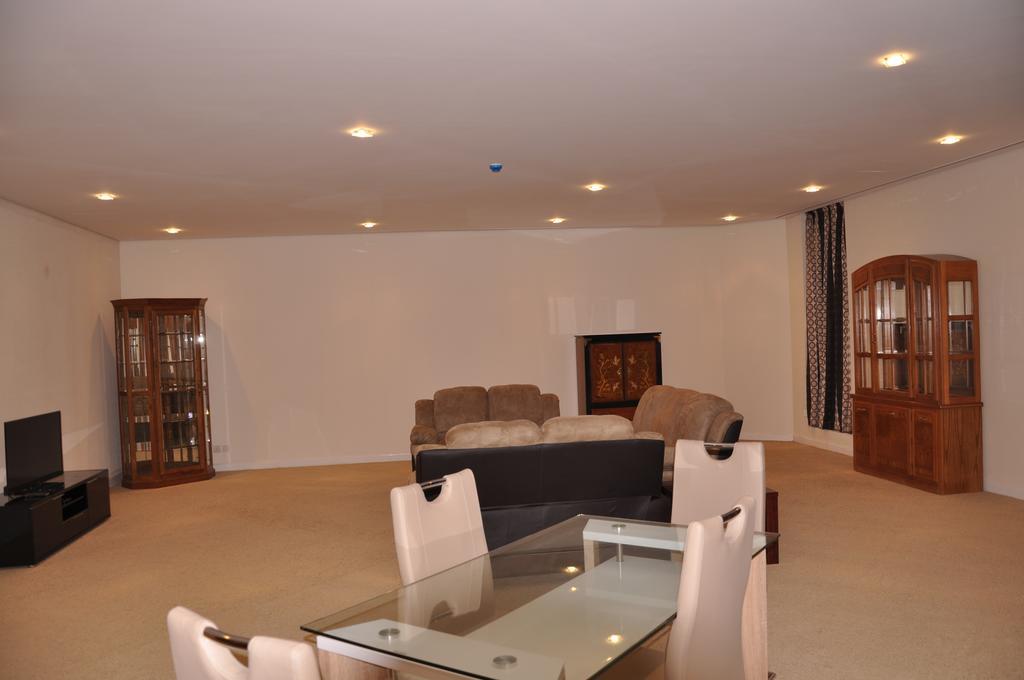 Al Hamra Plaza Apartamento Manama Habitación foto